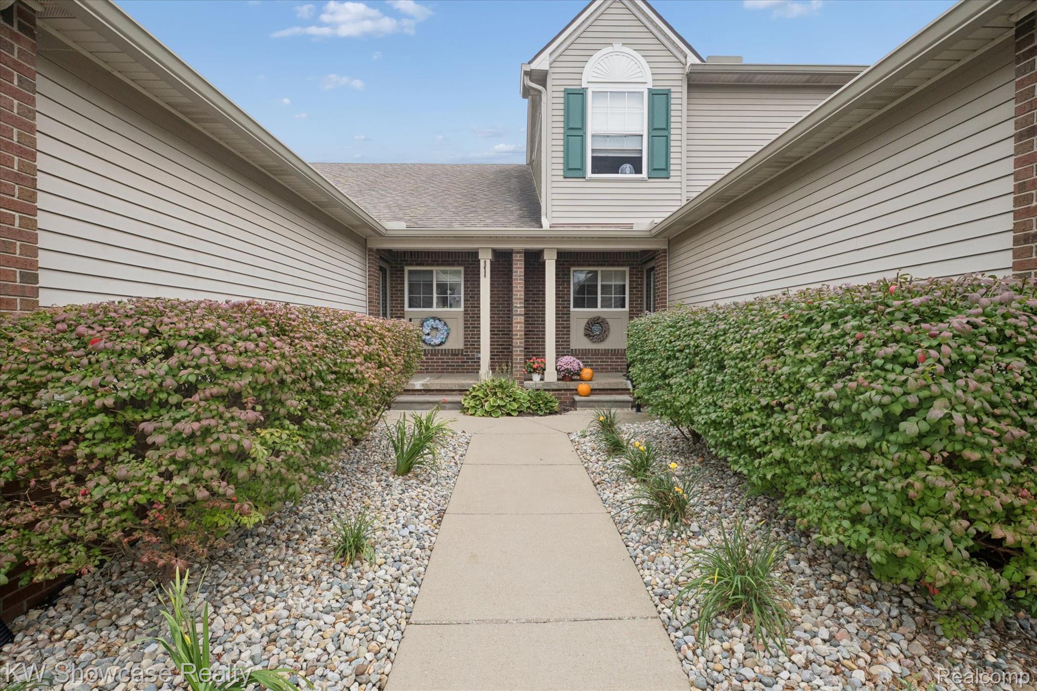 135 Newberry Lane