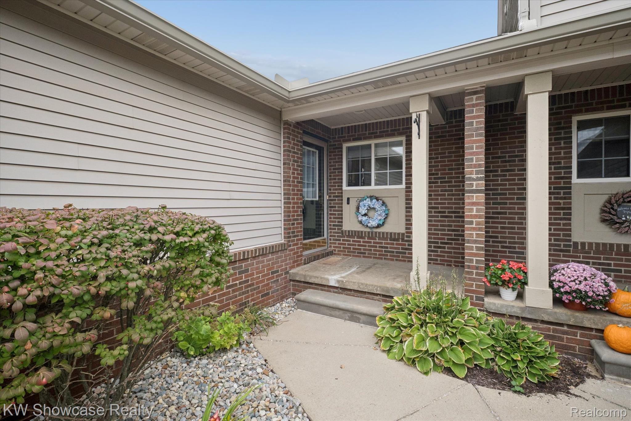 135 Newberry Lane