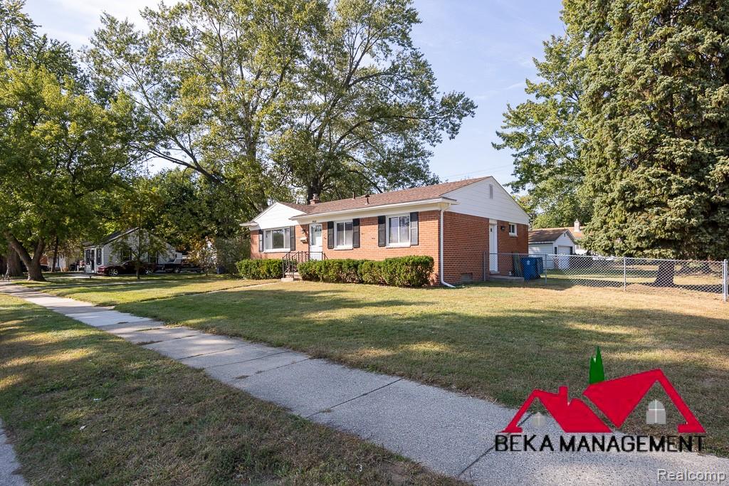 35008 Richard Street