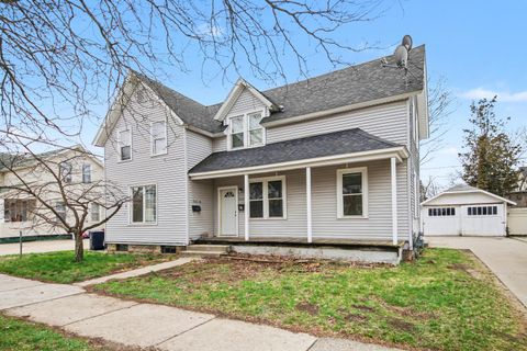 322 College Avenue Holland City MI 49423