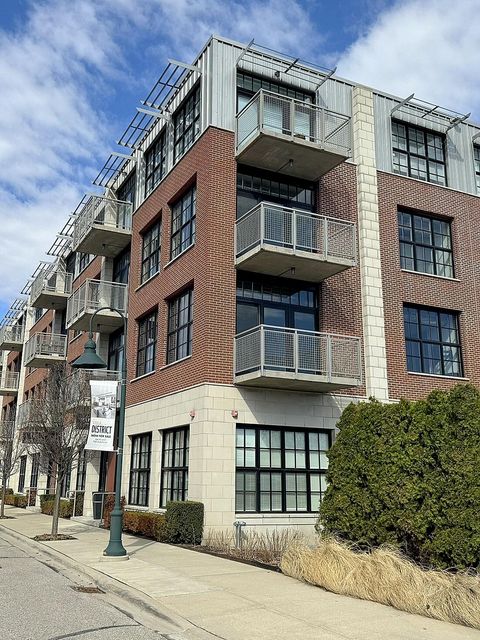 2051 Villa Road 302 Birmingham City MI 48009