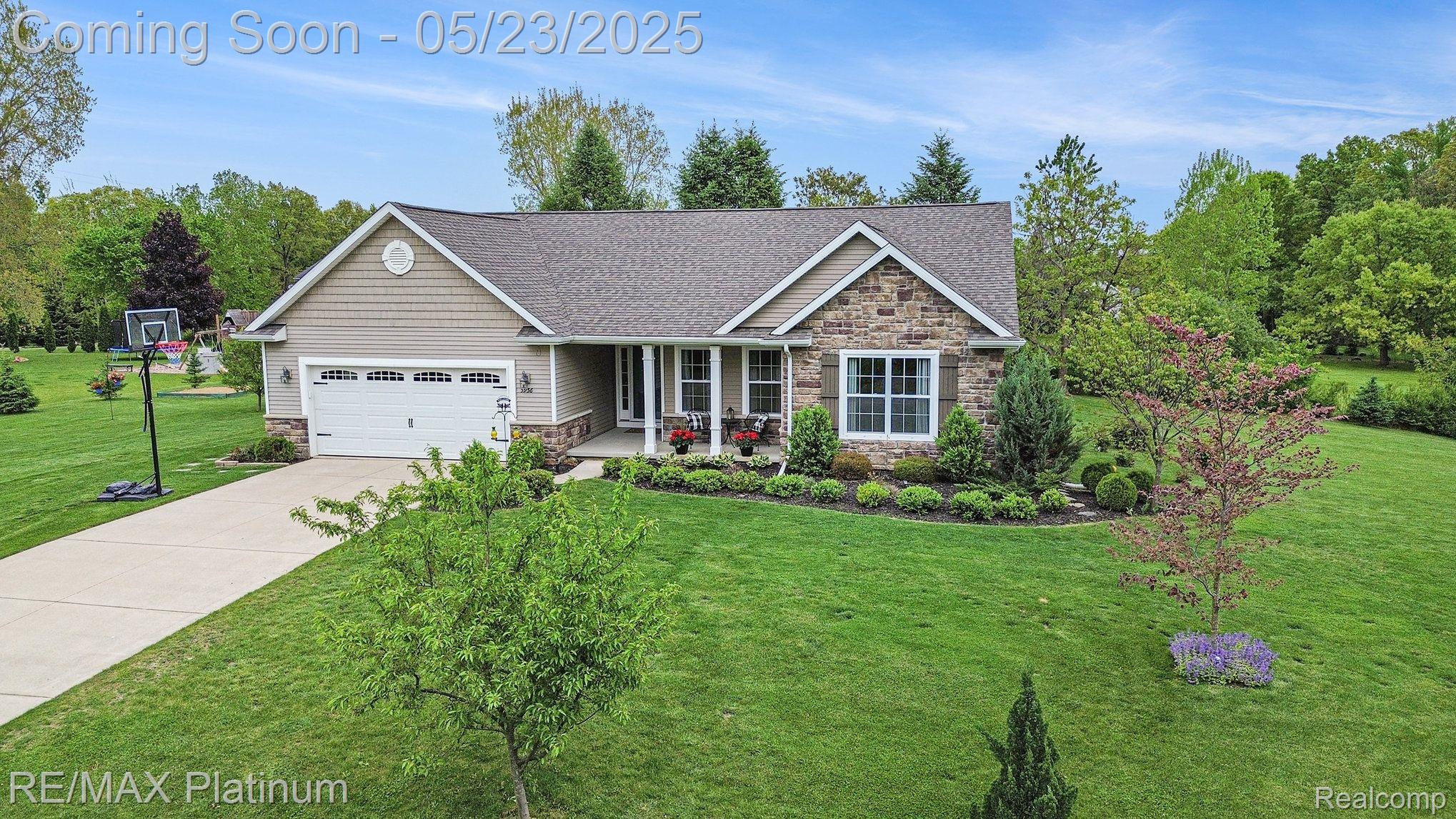5956 Kerri Ln