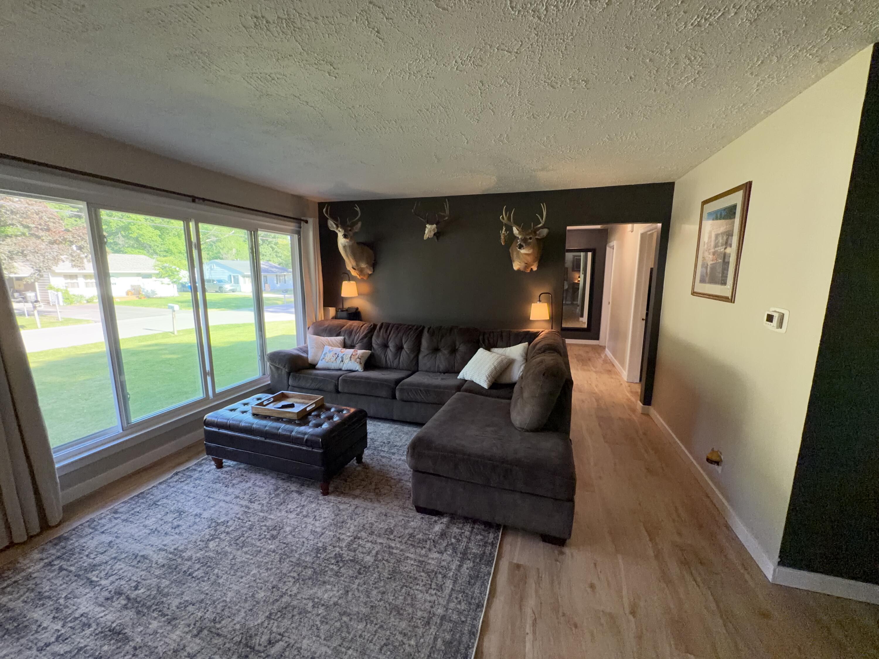 3456 Acacia Boulevard