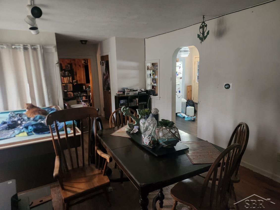 1909 Aurelius Road