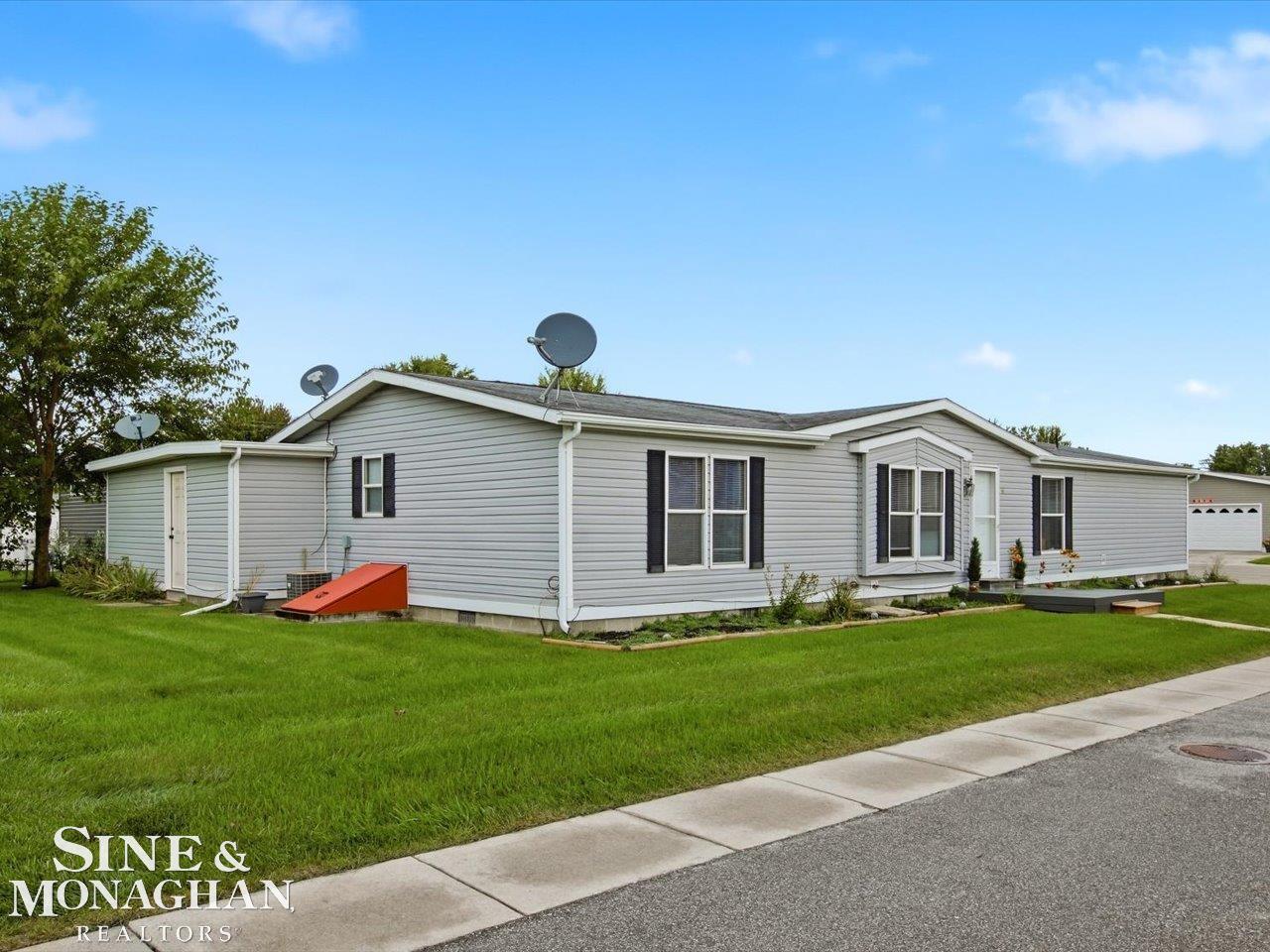 3211 Keewahdin Lot 9 Road
