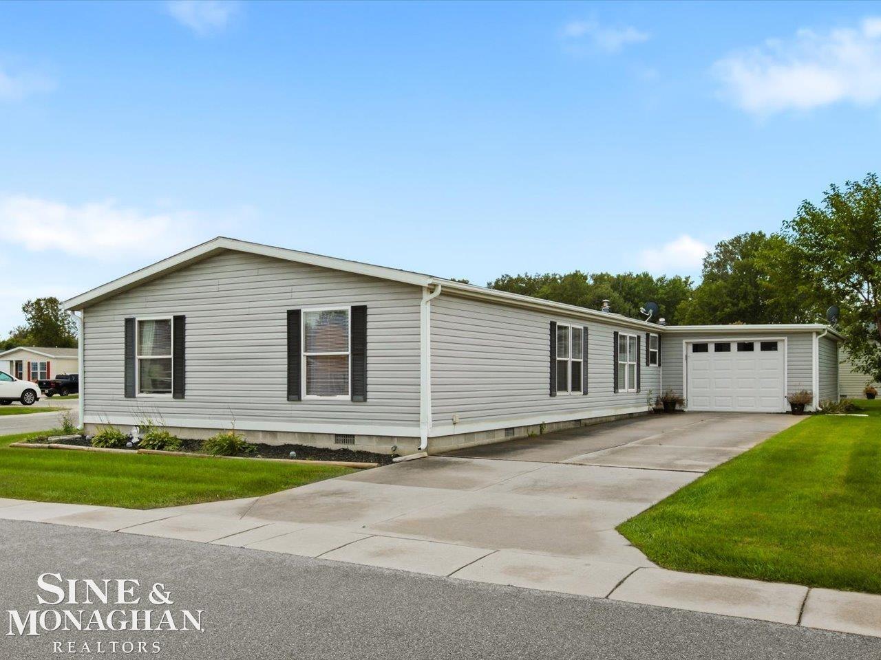 3211 Keewahdin Lot 9 Road
