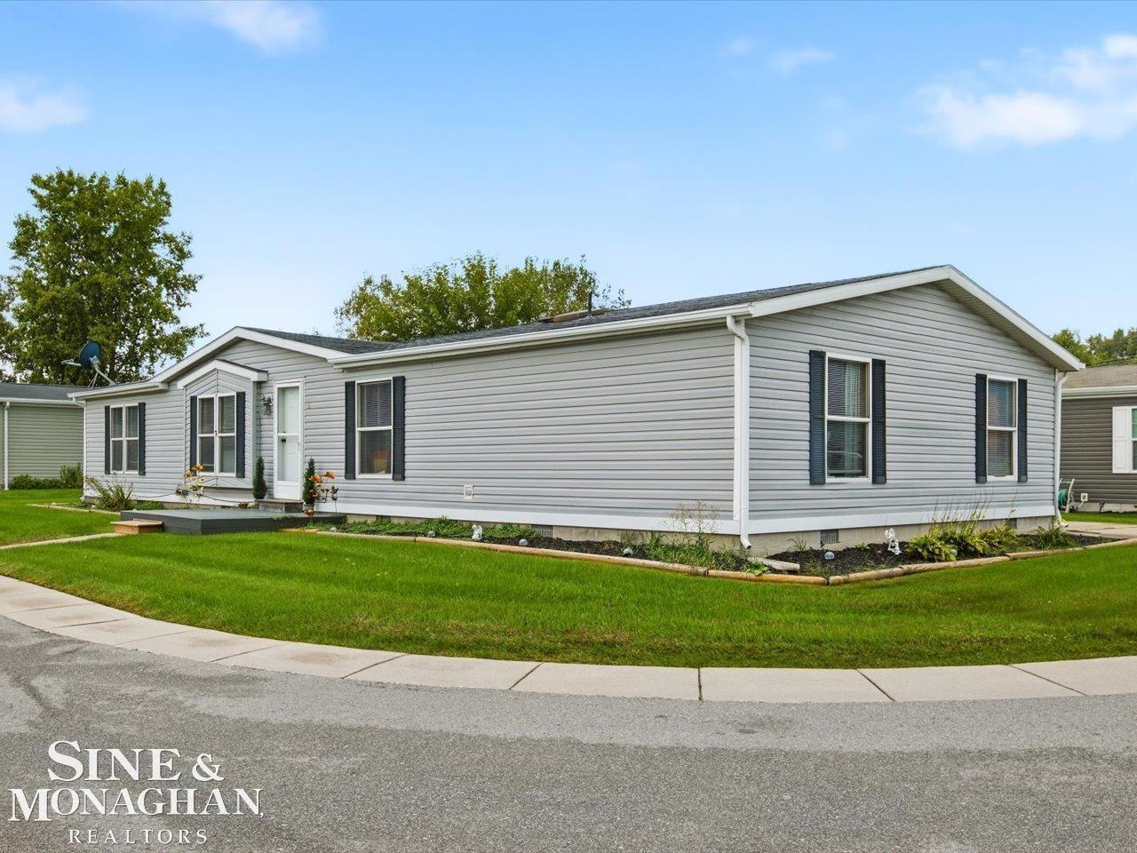 3211 Keewahdin Lot 9 Road