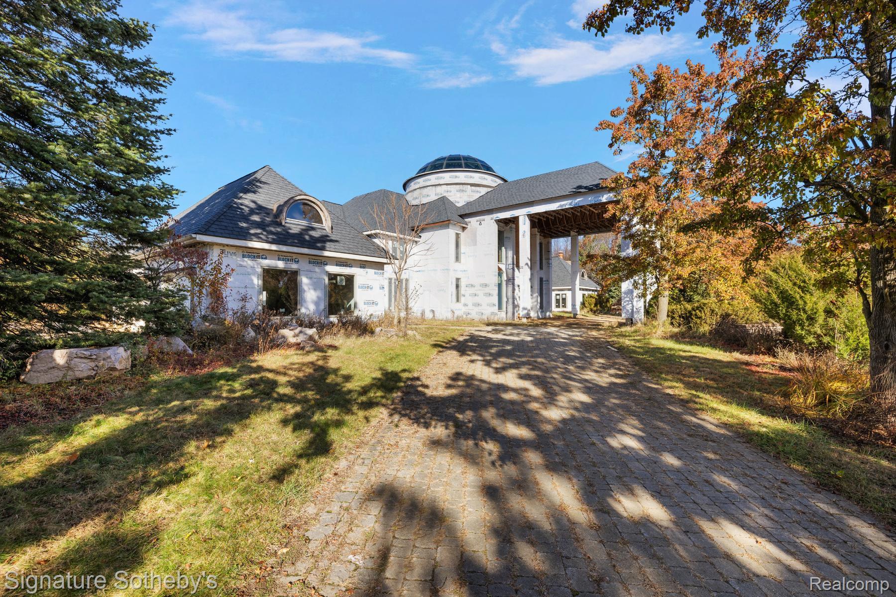 16385/16475 17 1/2 Mile Road