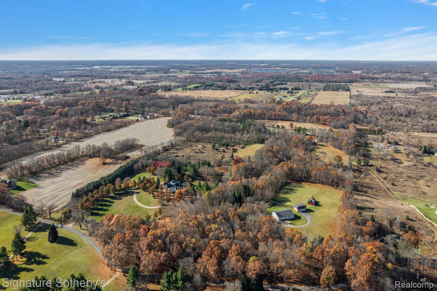 16385/16475 17 1/2 Mile Road