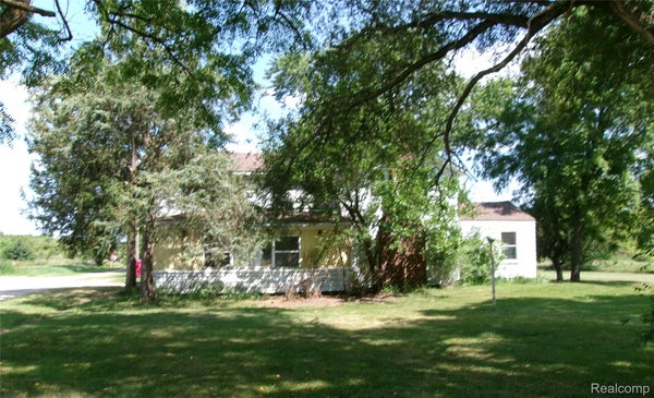 2080 N MILFORD RD, HIGHLAND, MI 48357 - Image 61666dbc9aabfdfa81225a453b8a2aae/130370309