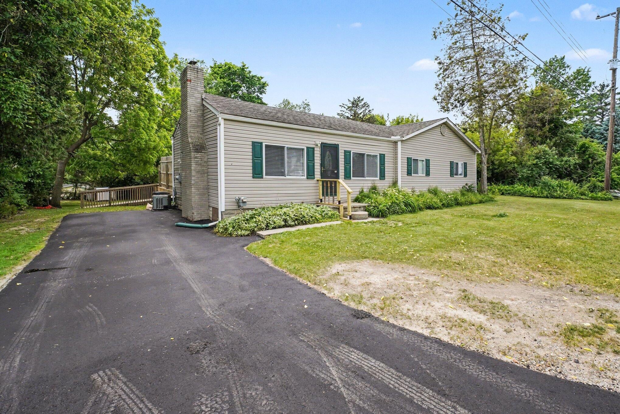 3472 Esson Drive
