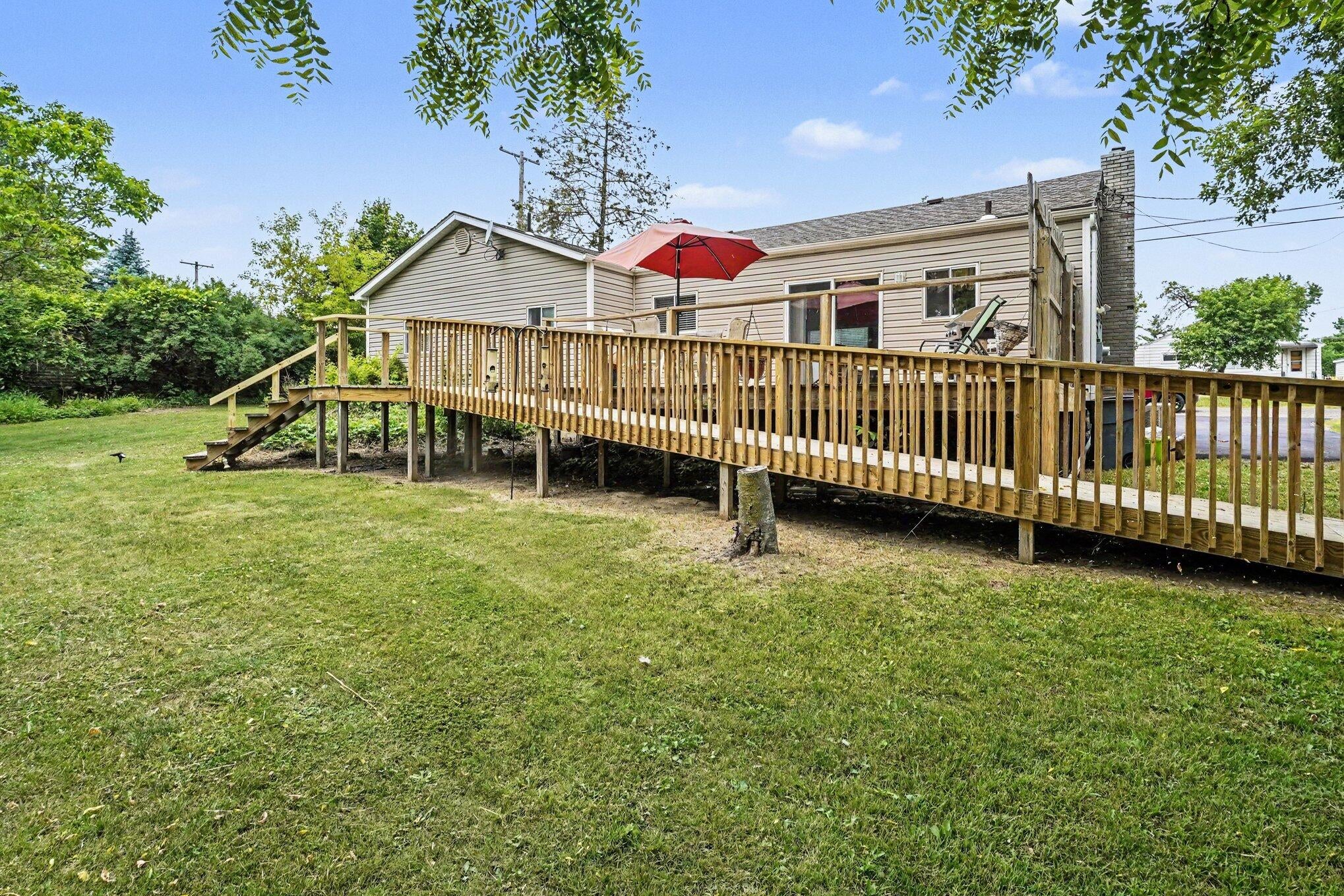 3472 Esson Drive