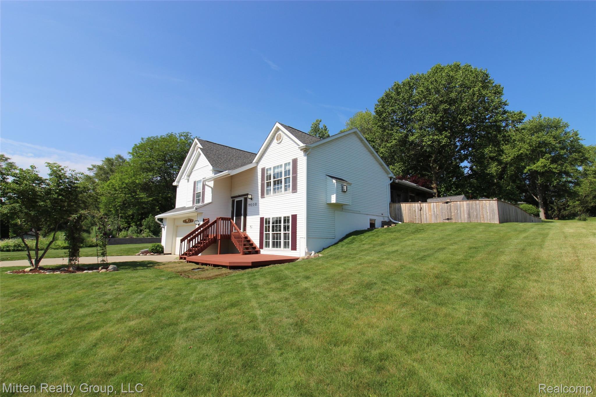 11220 Silver Drive