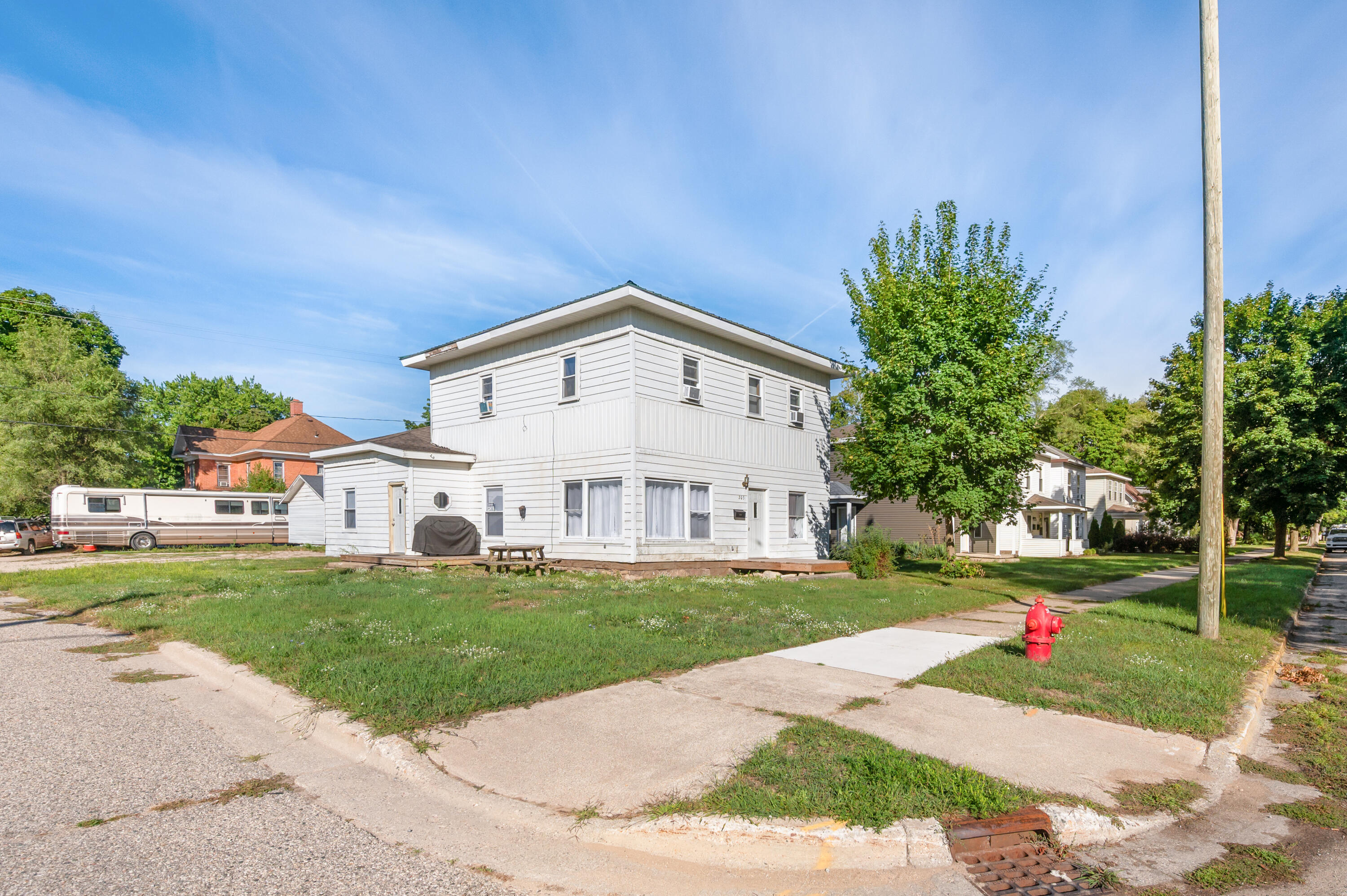 203 N 3rd Avenue