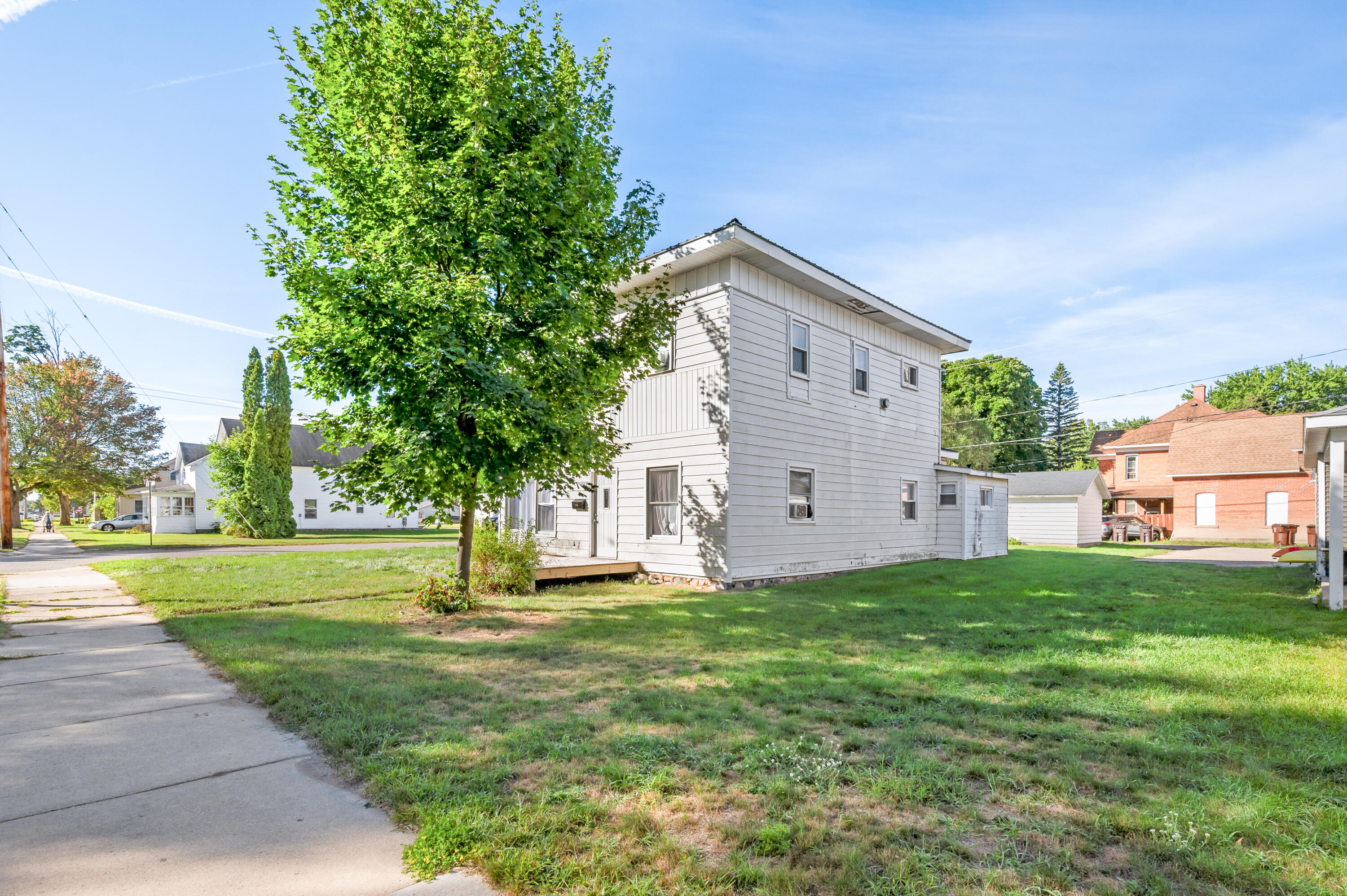 203 N 3rd Avenue