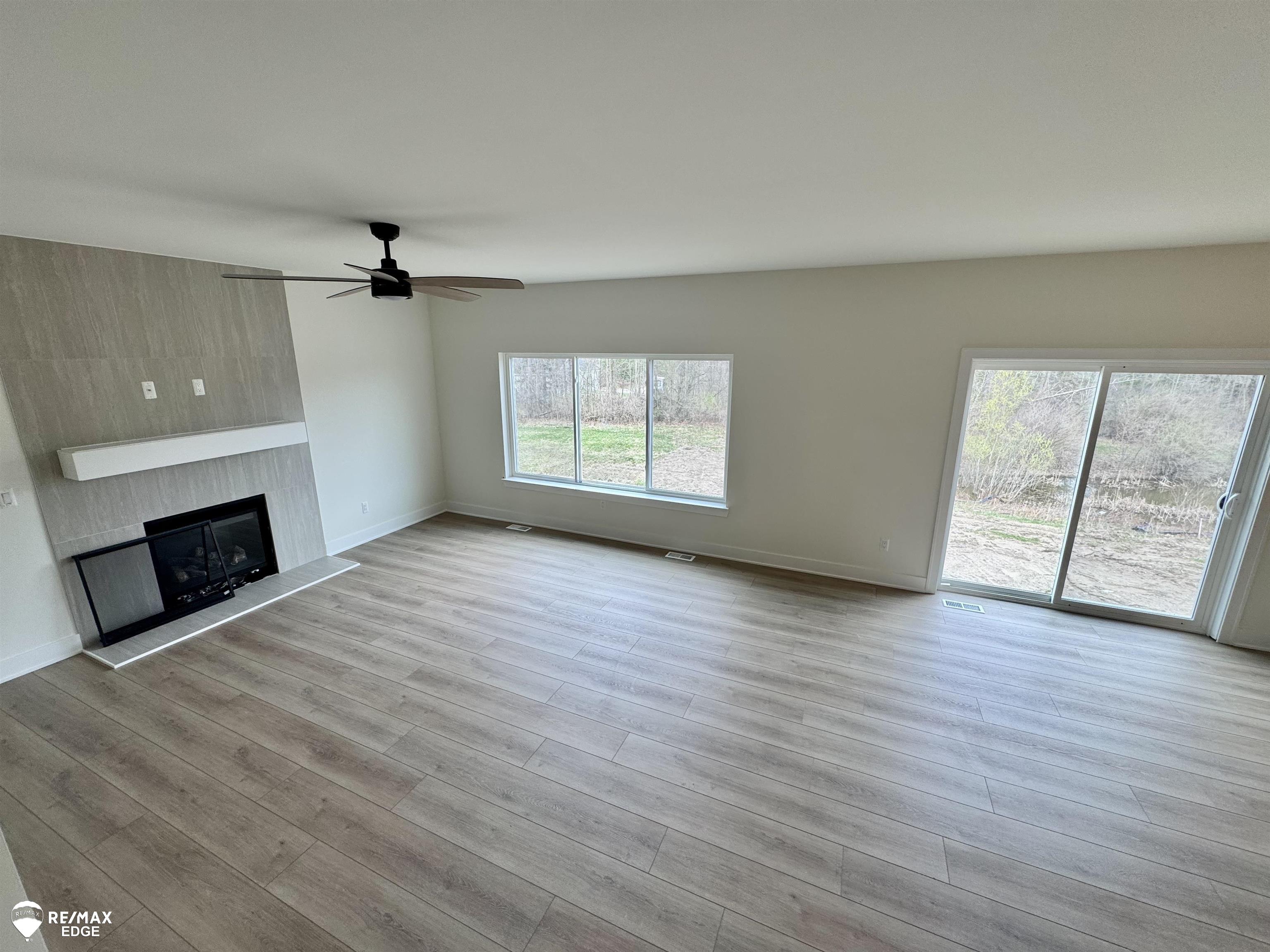 8092 Peninsula Circle