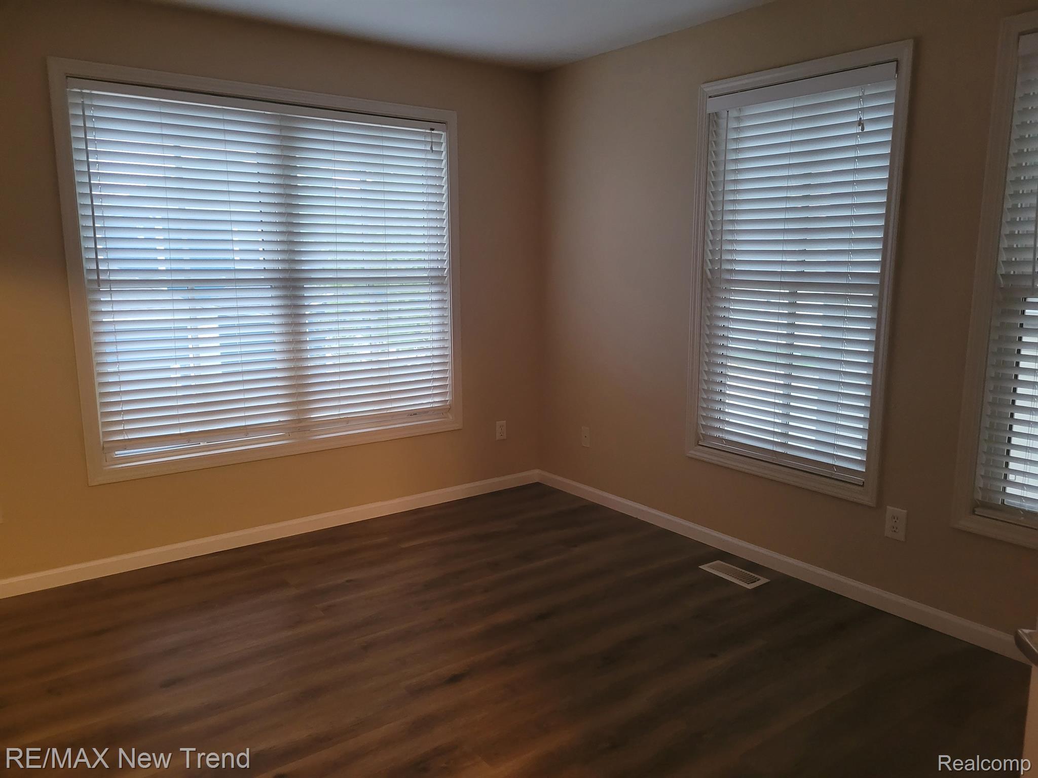 3875 FORESTER Boulevard Unit #166