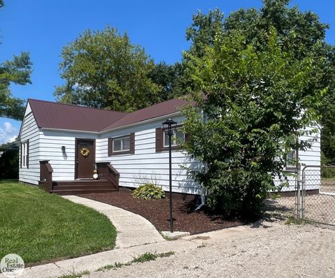 6928 Lapeer Road Clyde Township MI 48049