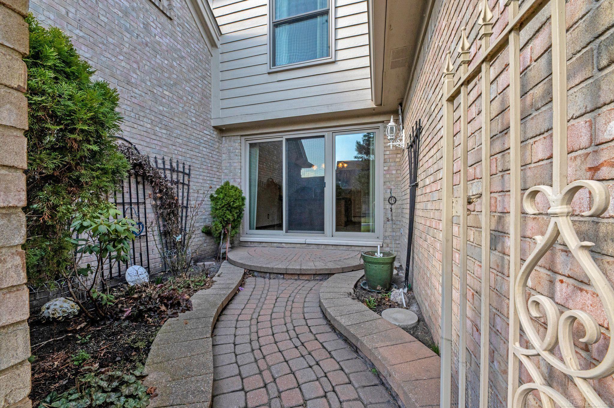 13299 Jennilynn Lane
