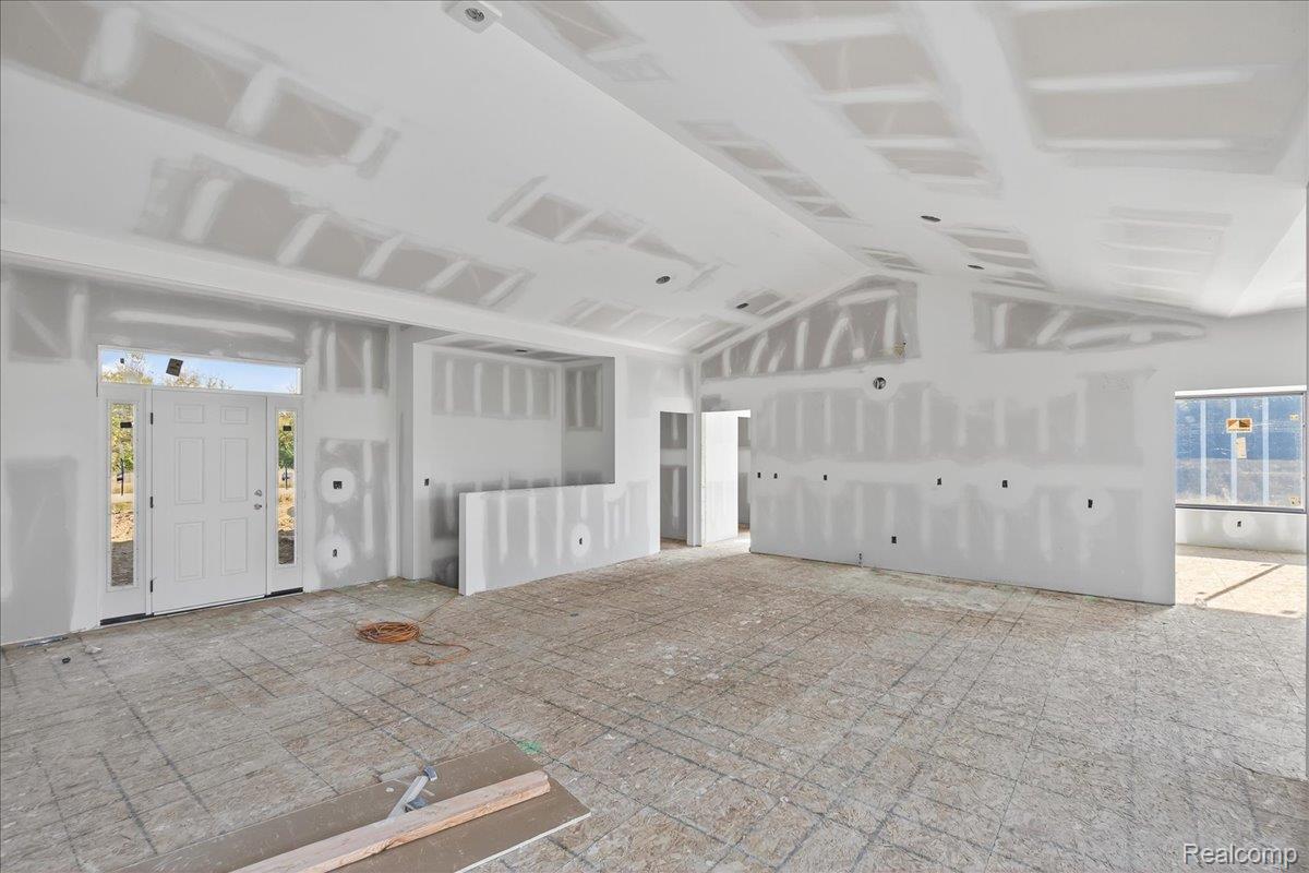 4050 Metamora Ridge Drive Ridge