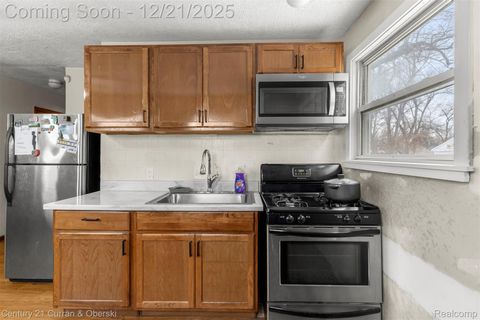 Tiny photo for 19166 Bentler Street, Detroit City, MI 48219 (MLS # 20251060807)