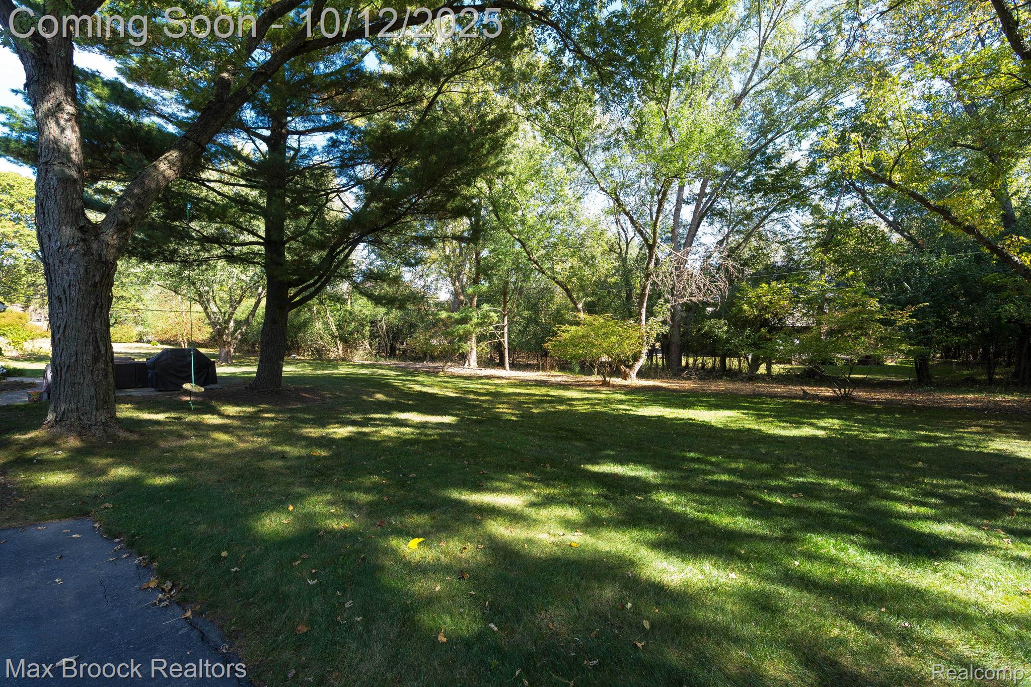 30800 Roberts Drive