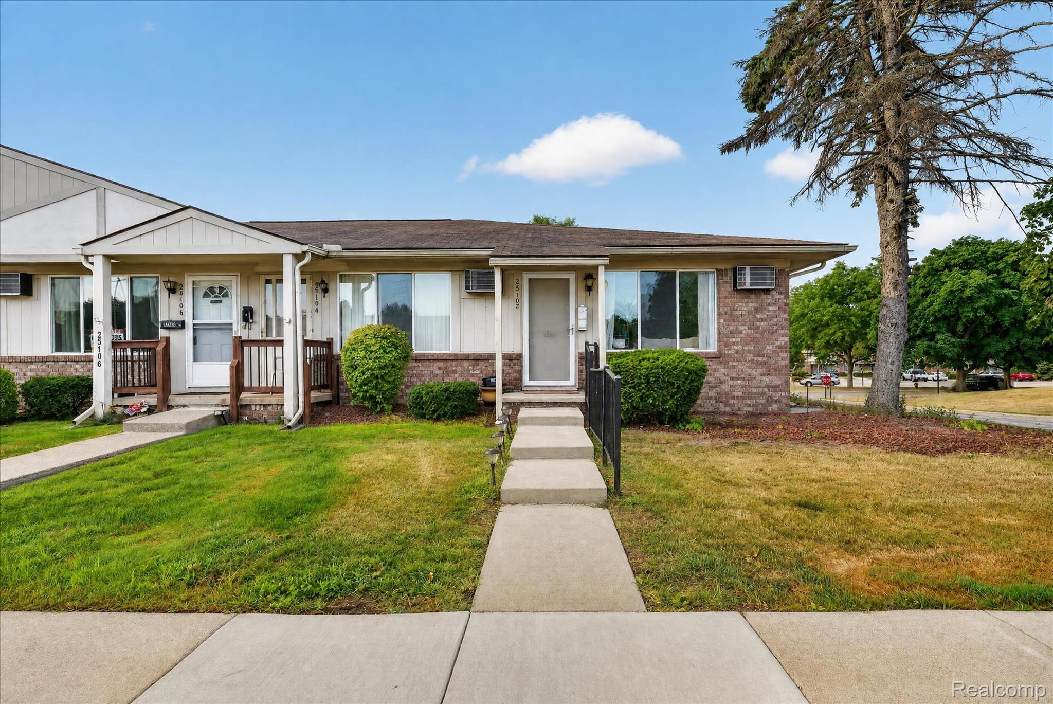25102 Franklin Terrace 8