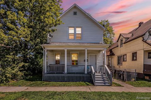 1012 8th Street Port Huron City MI 48060