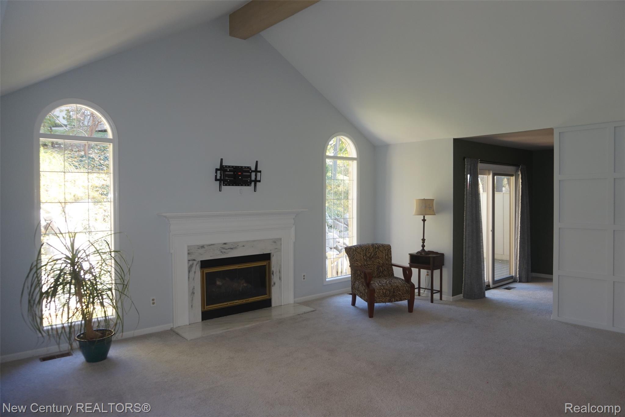 2474 Hickory Glen Drive 22