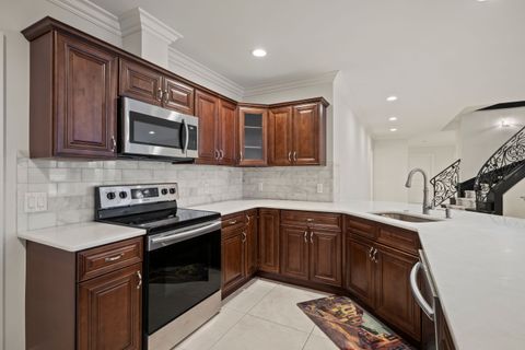listing image 75