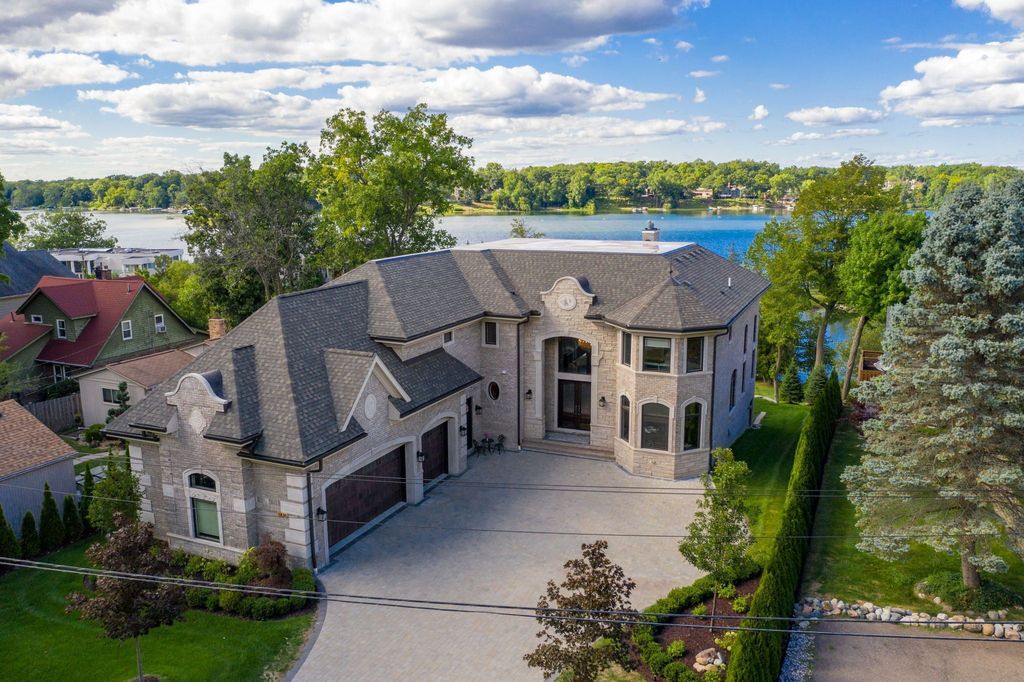 listing image 84