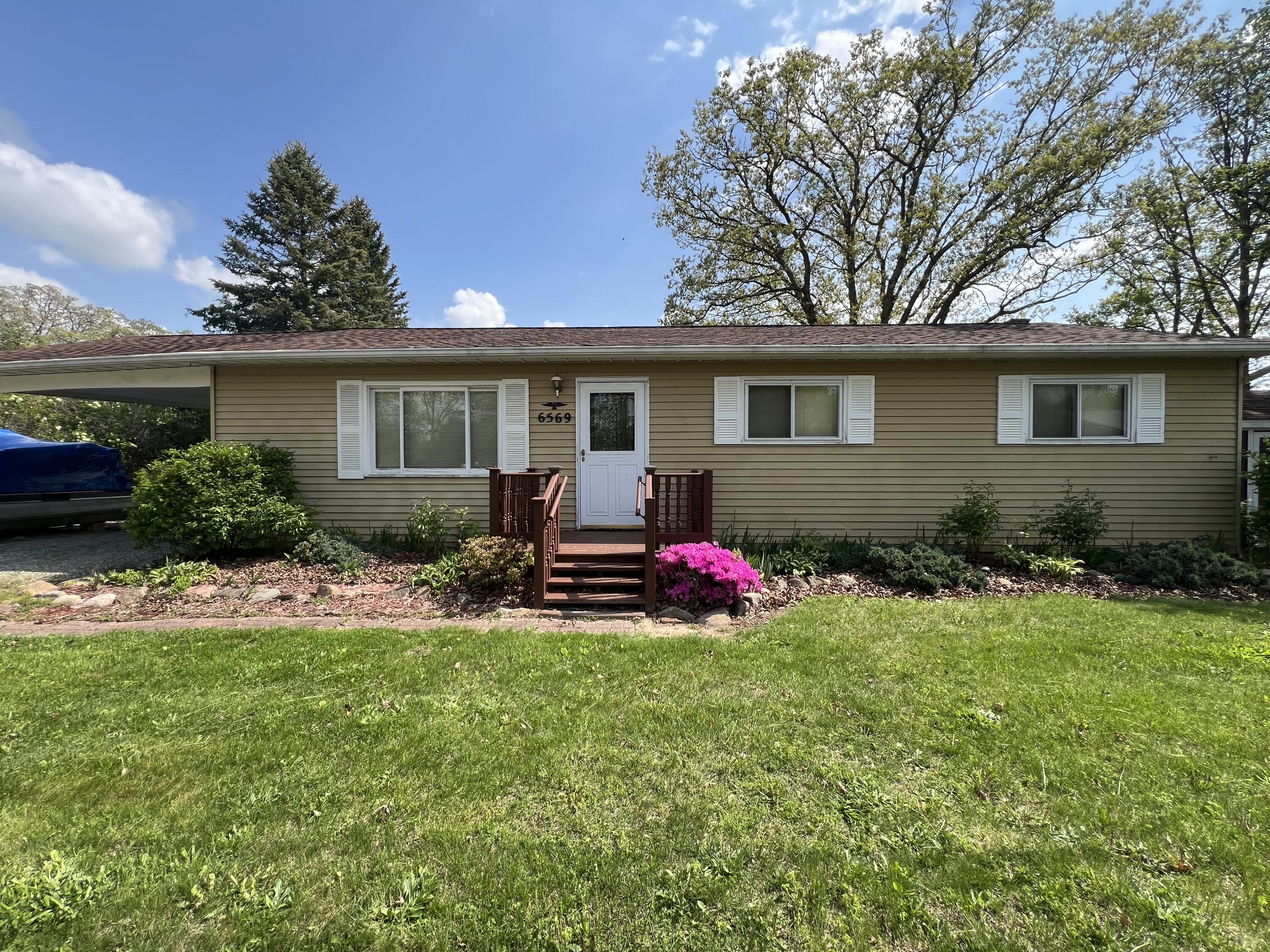 6569 Bird Lake Rd S Road S