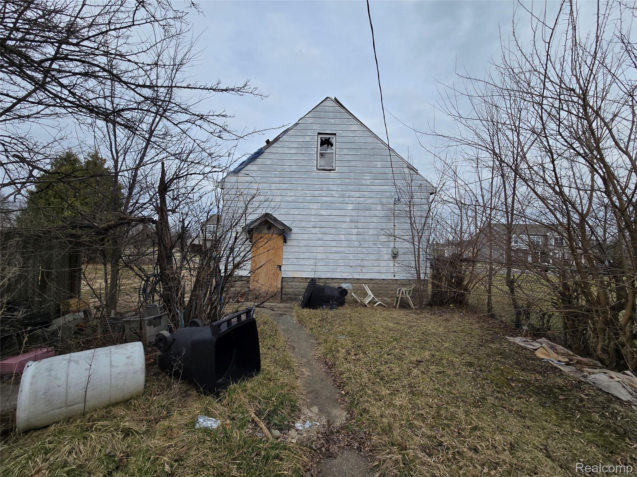 3859 Manistique Street