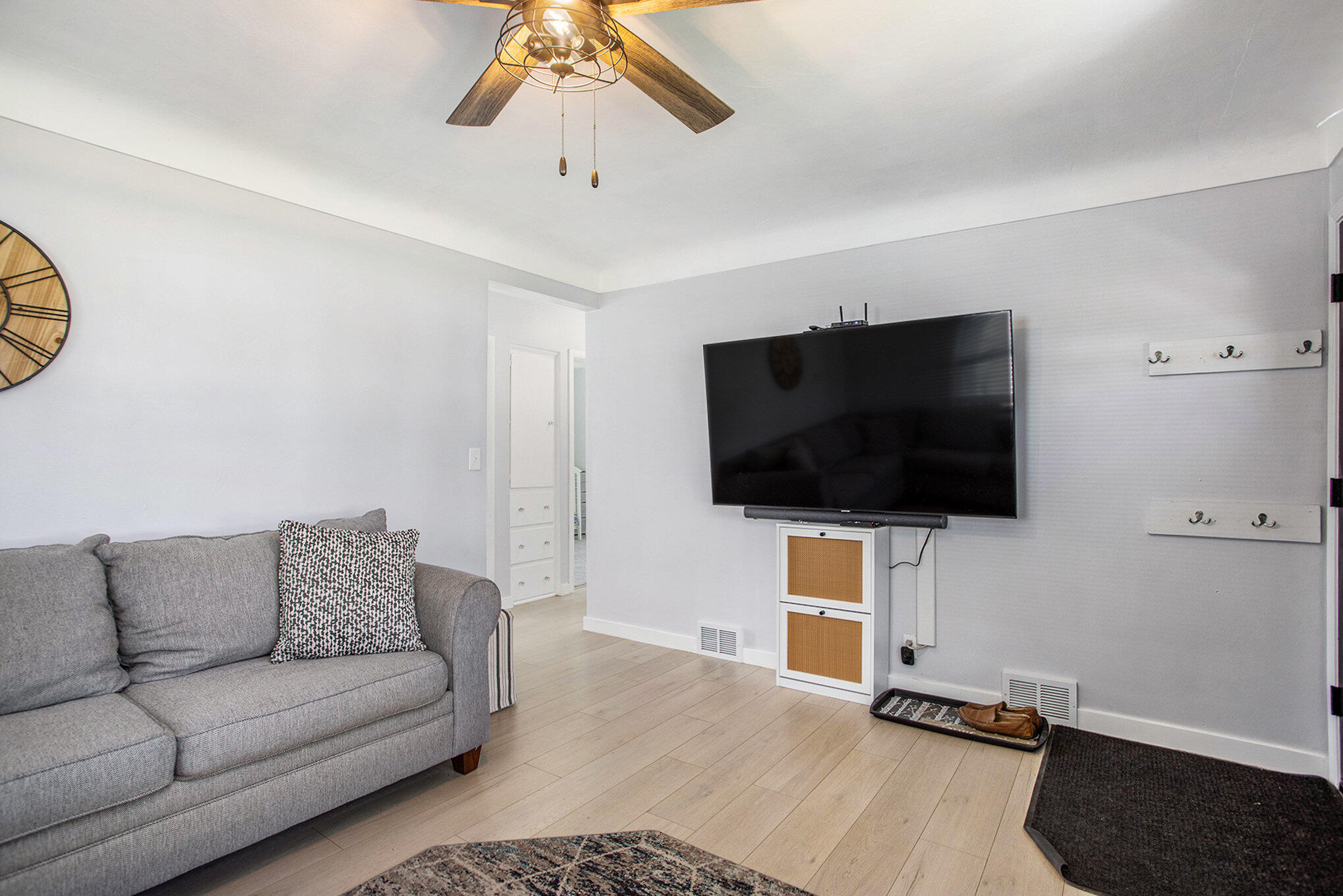 KalamazooCharterTownship_Kalamazoo, Michigan 49048, United States, 2 Bedrooms Bedrooms, ,1 BathroomBathrooms,Residential,Pending,99419