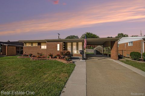 9720 Seavitt Drive Allen Park City MI 48101