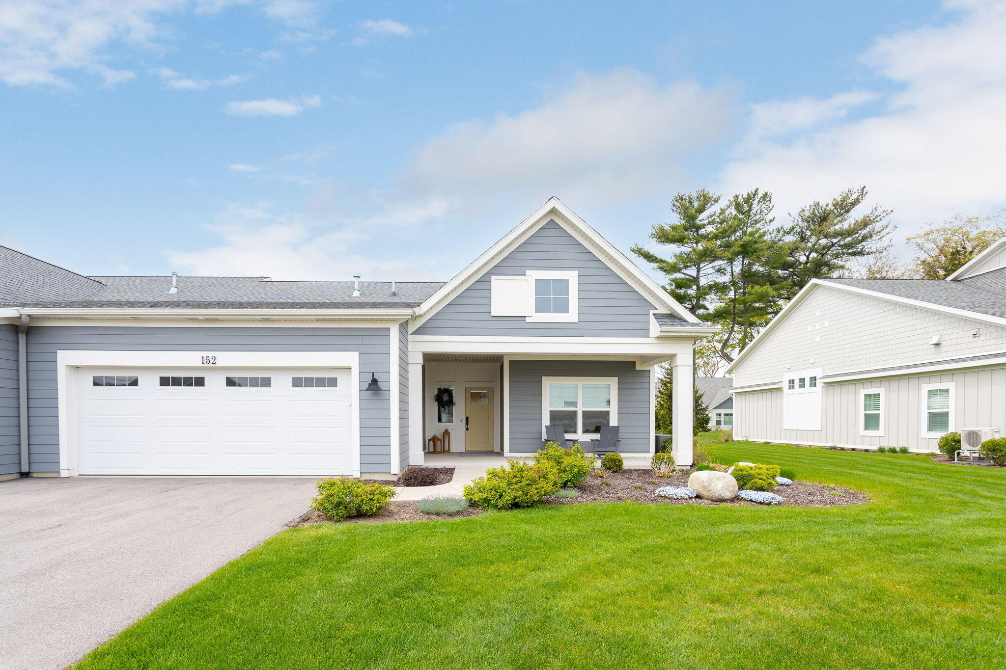 152 Jeans Meadow Court