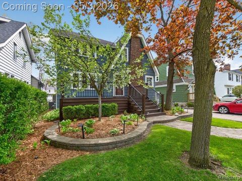 1115 Irving Avenue Royal Oak City MI 48067