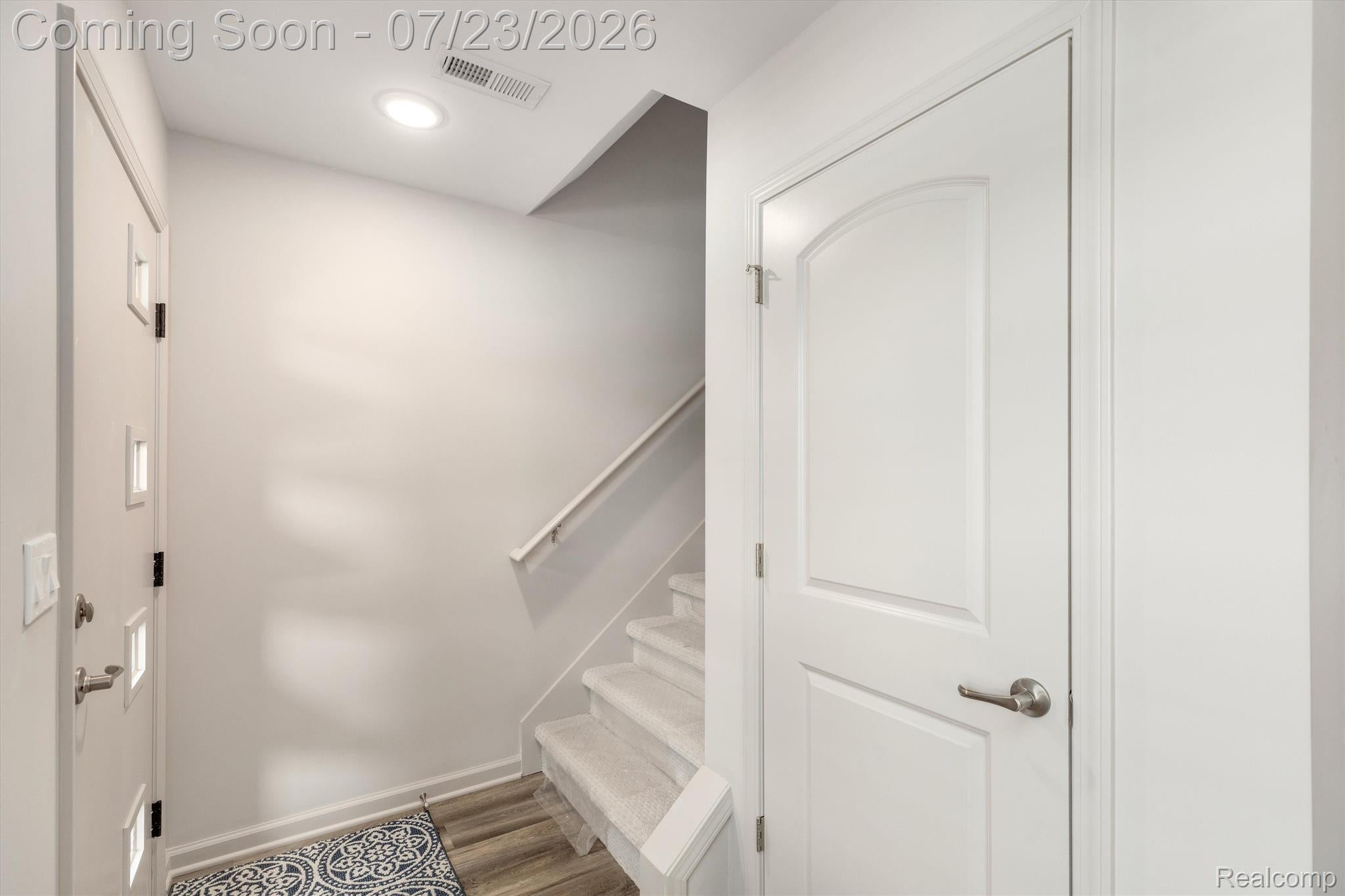 3032 HYDRANGEA Lane