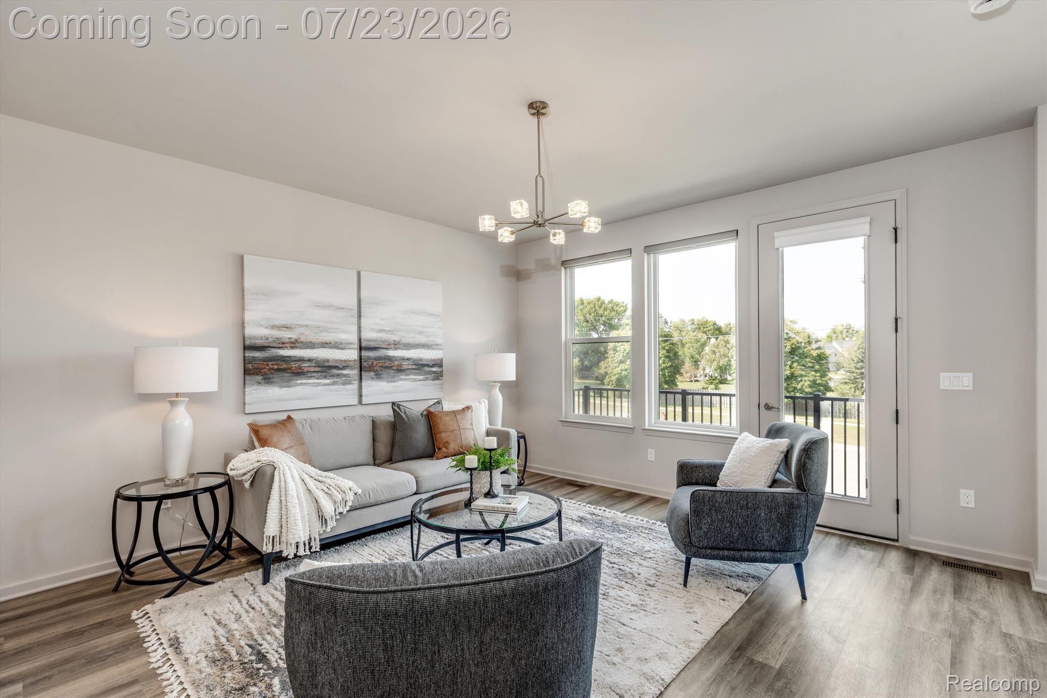 3032 HYDRANGEA Lane