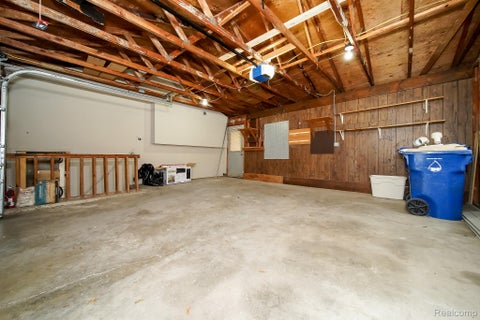 Tiny photo for 819 Woodingham Avenue, Waterford Charter Township, MI 48328 (MLS # 20261083279)