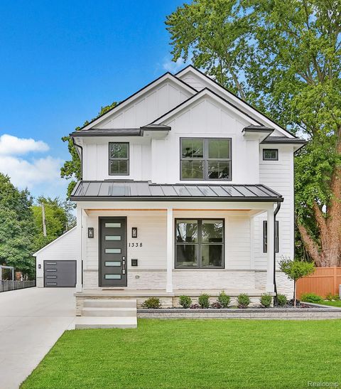 1338 S Harvey Plymouth City MI 48170