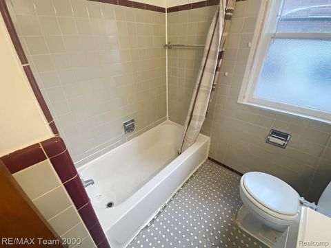 Tiny photo for 18904 Mallina Street, Detroit City, MI 48236 (MLS # 20261016413)