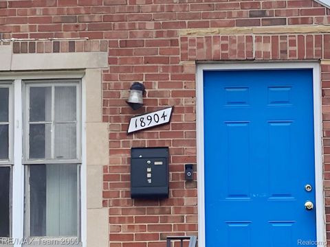 Tiny photo for 18904 Mallina Street, Detroit City, MI 48236 (MLS # 20261016413)