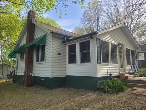 1193 Lakeview Drive Norvell Township MI 49230
