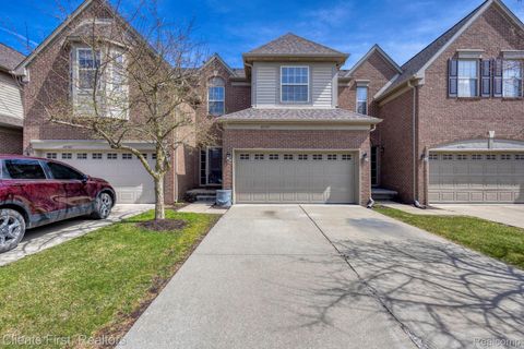 41351 N Maplewood Drive Canton Charter Township MI 48187