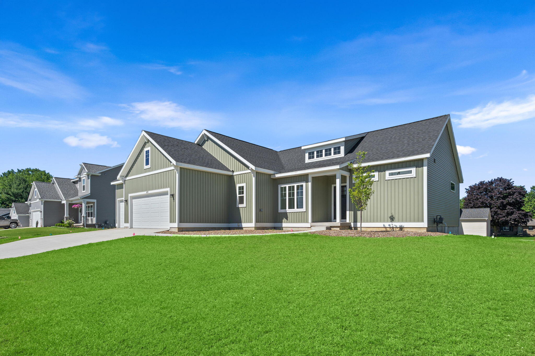 659 Waterford Village Drive NW