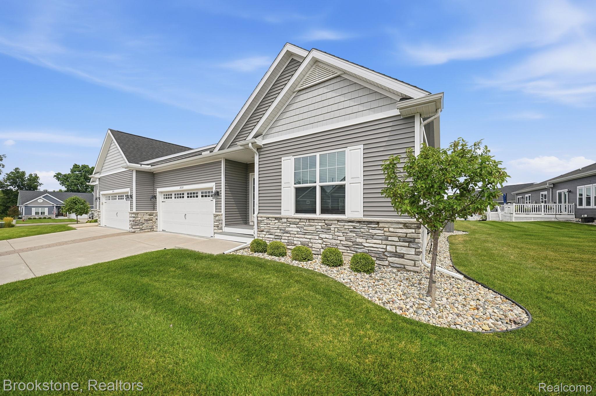 2838 Blue Sky Drive 42