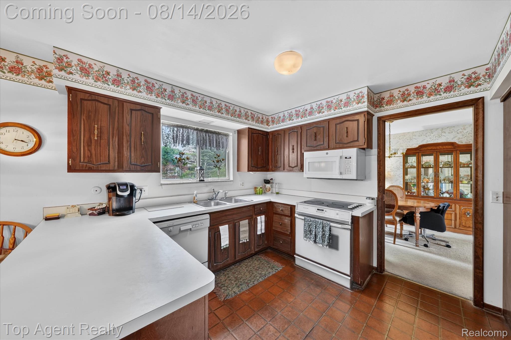 6084 Deguise Court