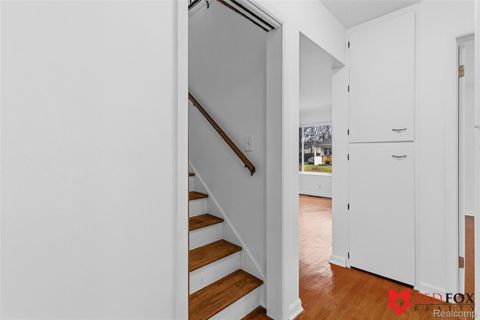 Tiny photo for 713 Leland Street, Flint City, MI 48507 (MLS # 20261016130)