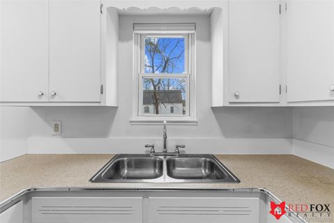 Tiny photo for 713 Leland Street, Flint City, MI 48507 (MLS # 20261016130)